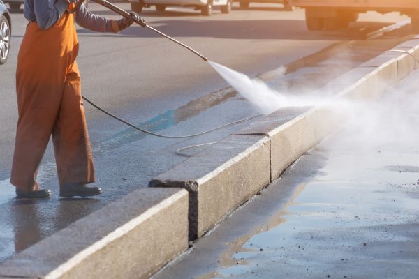 Commercial Concrete Cleaning in Ringgold