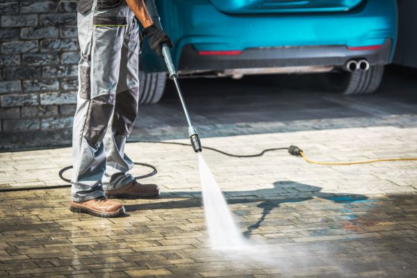 Cost of Driveway Pressure Washing in Ringgold