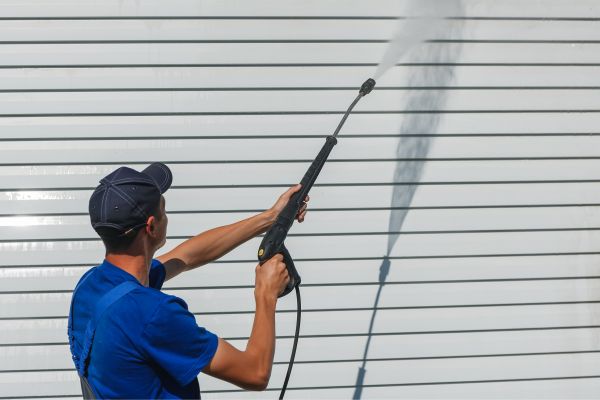 Power Washing Service in Ringgold