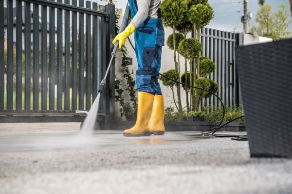 Cost of Driveway Power Washing in Ringgold