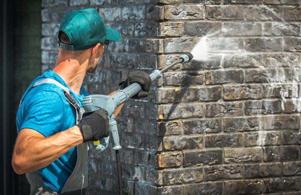 Cost of Brick Wall Cleaning in Ringgold