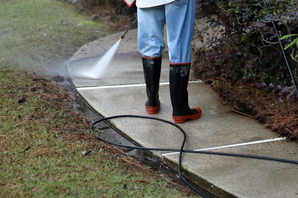 Cost of Sidewalk Pressure Cleaning in Ringgold