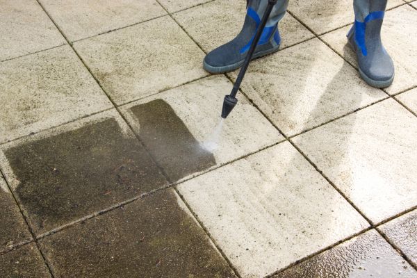 Cost of Outdoor Concrete Cleaning in Ringgold